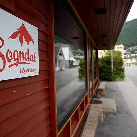 & Guiding Hostel Sogndal